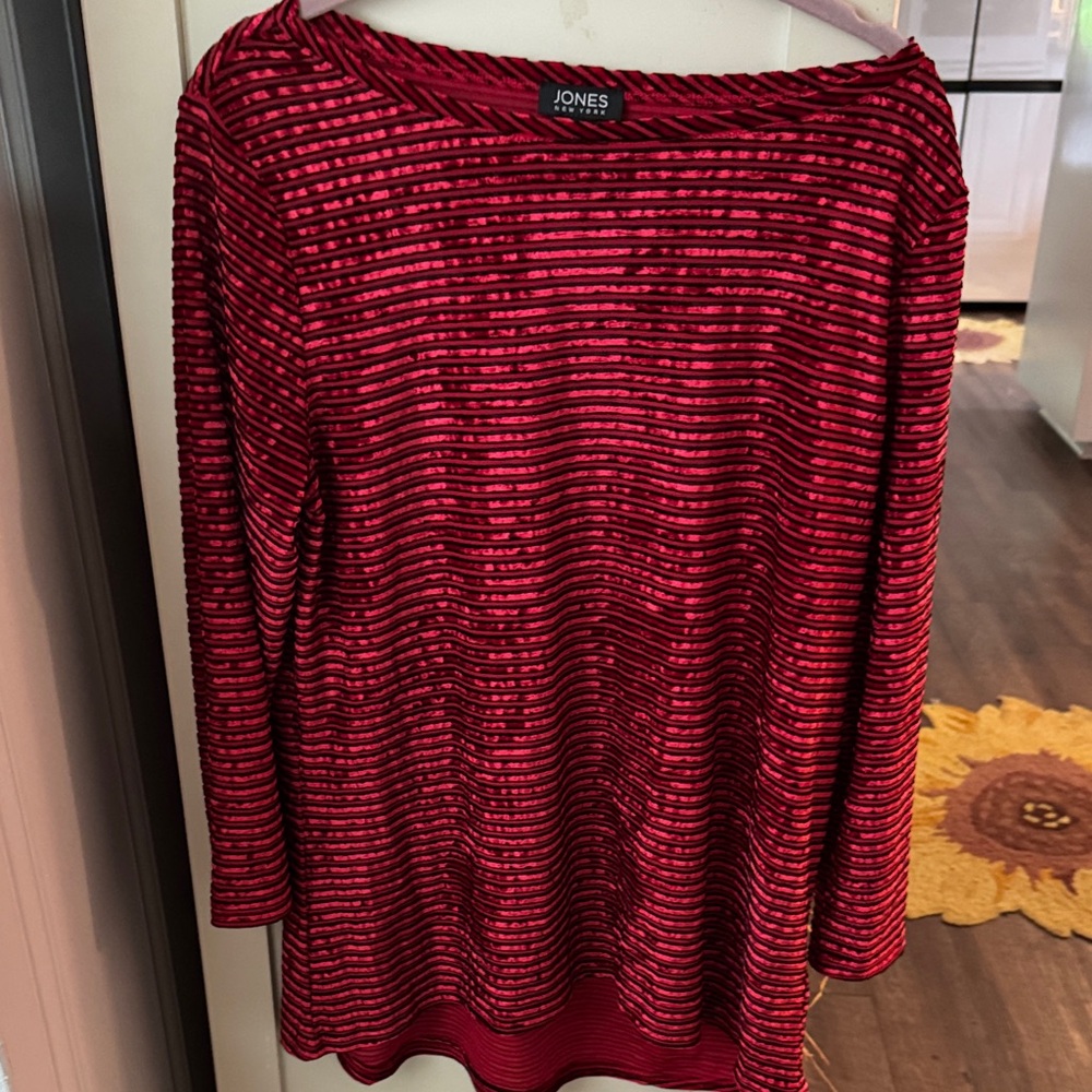 Jones New York Red and Black Striped Long Sleeve Top